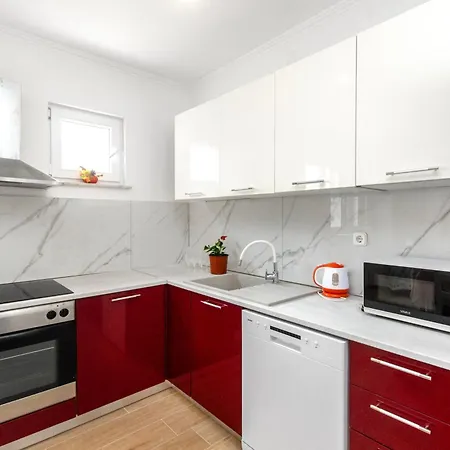 Alaga C Apartment